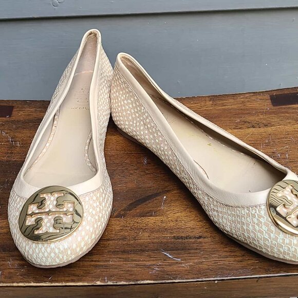 Tory Burch Reva Tan White Polka Dot Leather Flats with Logo size 7 1/2 - Picture 3 of 13